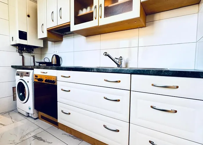 Comfortable Private In 3br Near Kaufpark Alterlaa Διαμέρισμα