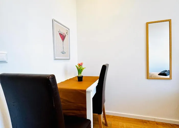 Comfortable Private In 3br Near Kaufpark Alterlaa