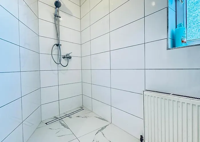 Διαμέρισμα Comfortable Private In 3br Near Kaufpark Alterlaa *